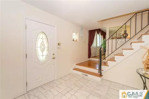 11 Jonathan Dr, Edison, NJ 08820 photo 19