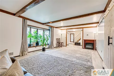 3 Plafsky Dr, Edison, NJ 08817 photo 10