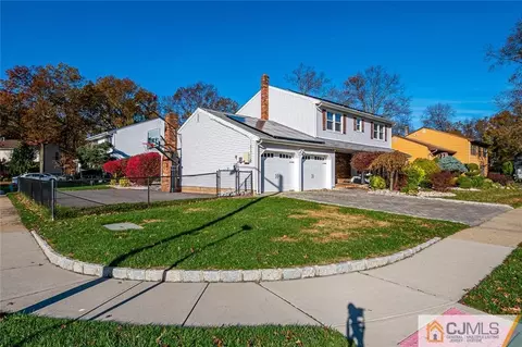 3 Plafsky Dr, Edison, NJ 08817 photo 4