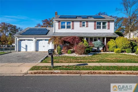 3 Plafsky Dr, Edison, NJ 08817 photo 1