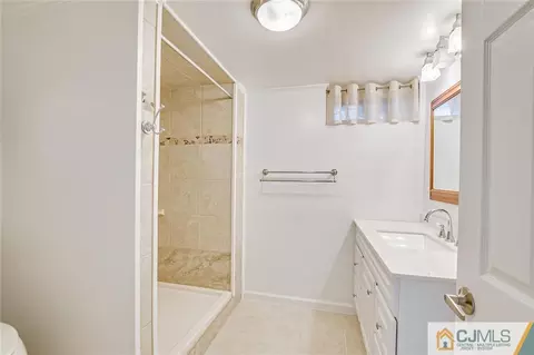 3 Plafsky Dr, Edison, NJ 08817 photo 36