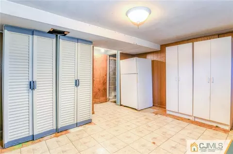 44 Coolidge Ave, Edison, NJ 08837 photo 15