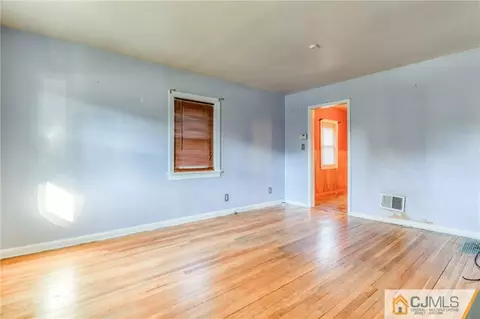 44 Coolidge Ave, Edison, NJ 08837 photo 4