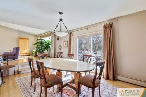 13 Devon Rd, Edison, NJ 08820 photo 8