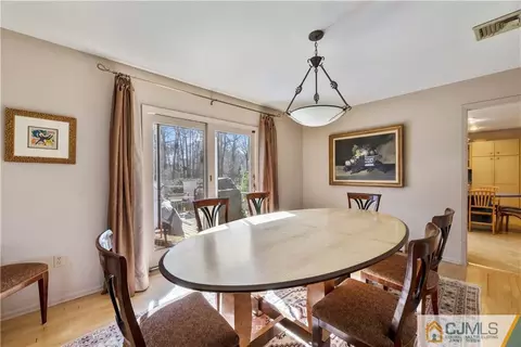 13 Devon Rd, Edison, NJ 08820 photo 9