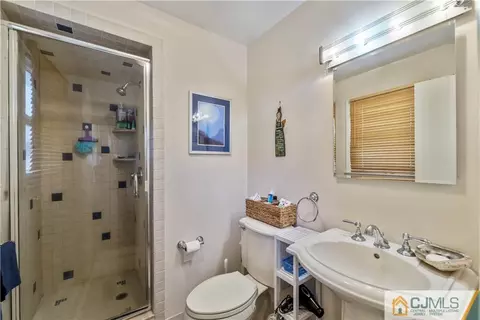 13 Devon Rd, Edison, NJ 08820 photo 29