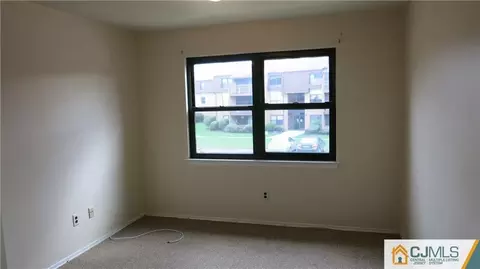 1934 Raspberry Ct, Edison, NJ 08817 photo 3