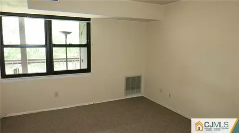 1934 Raspberry Ct, Edison, NJ 08817 photo 5