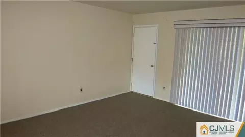 1934 Raspberry Ct, Edison, NJ 08817 photo 6