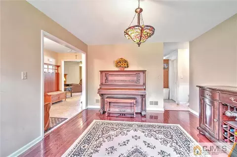 9 Central Ave, Old Bridge, NJ 08857 photo 16