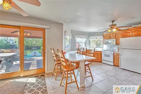 9 Central Ave, Old Bridge, NJ 08857 photo 17
