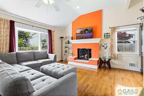 24 Edison Ave, Edison, NJ 08820 photo 4