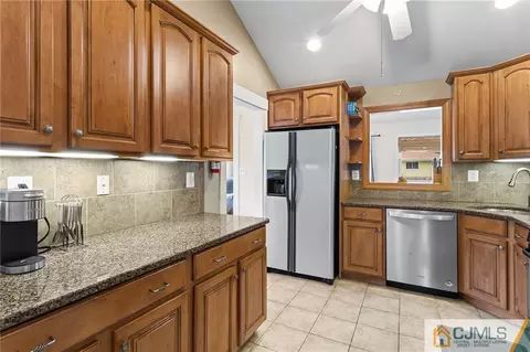 24 Edison Ave, Edison, NJ 08820 photo 12