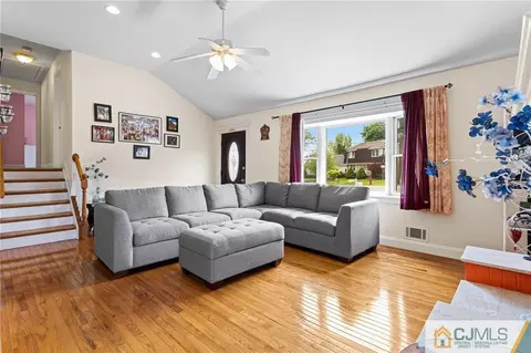 24 Edison Ave, Edison, NJ 08820 photo 5
