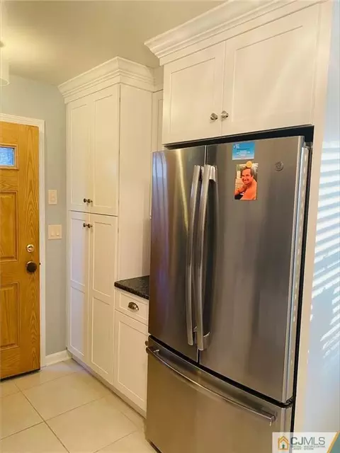 9 Hillcrest Ave, Edison, NJ 08817 photo 10