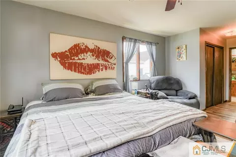 35 Walnut St, Edison, NJ 08817 photo 17