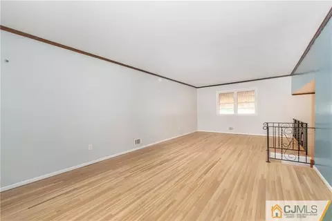 9 Dunlap Pl, Middlesex, NJ 08846 photo 8