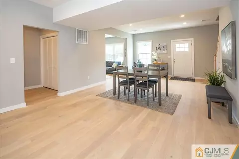 37 Markham Rd, Edison, NJ 08817 photo 11
