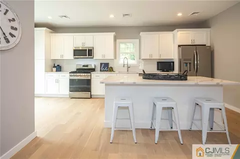 37 Markham Rd, Edison, NJ 08817 photo 7