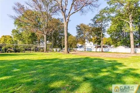 0-142 134 Ethel Rd, Edison, NJ 08817