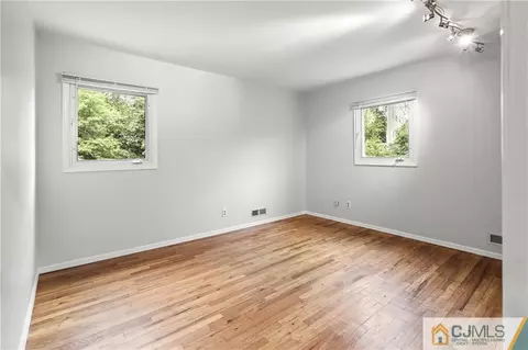 17 Amman Rd, Edison, NJ 08817 photo 18
