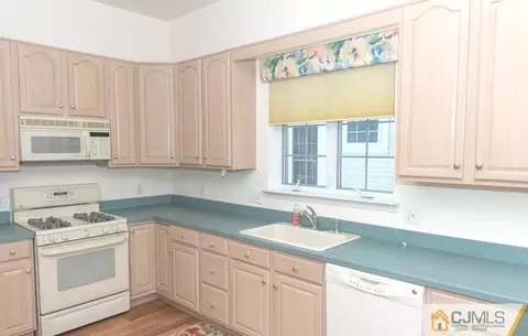 27 Pine Valley Rd, Jackson, NJ 08527 photo 5