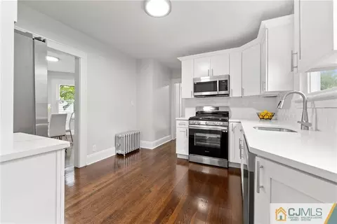 435 1st St, Dunellen, NJ 08812 photo 12