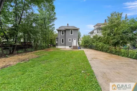 435 1st St, Dunellen, NJ 08812 photo 29