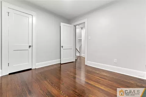 435 1st St, Dunellen, NJ 08812 photo 22