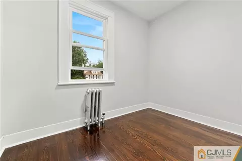 435 1st St, Dunellen, NJ 08812 photo 16