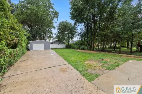 435 1st St, Dunellen, NJ 08812 photo 28