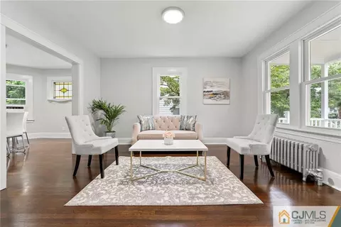 435 1st St, Dunellen, NJ 08812 photo 5