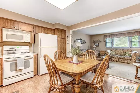 316 John St, Middlesex, NJ 08846 photo 12