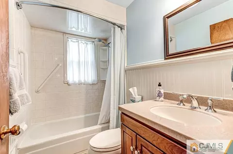 316 John St, Middlesex, NJ 08846 photo 17