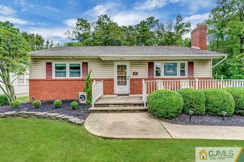 316 John St, Middlesex, NJ 08846 photo 1