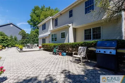 81 Springhill Rd, Matawan, NJ 07747 photo 5