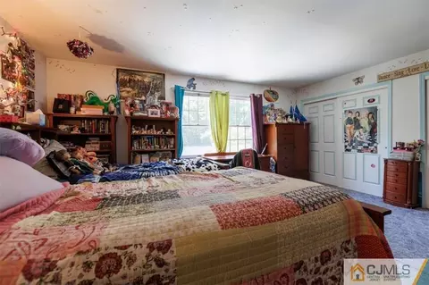 81 Springhill Rd, Matawan, NJ 07747 photo 35
