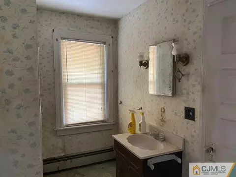 413 D St, Middlesex, NJ 08846 photo 13