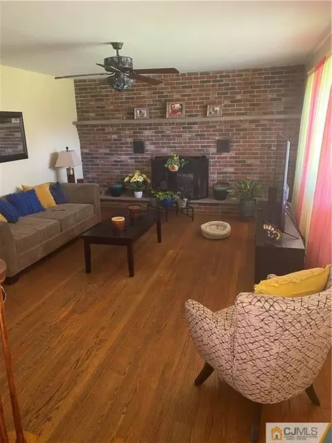 46 Morris Ave, Edison, NJ 08837 photo 3