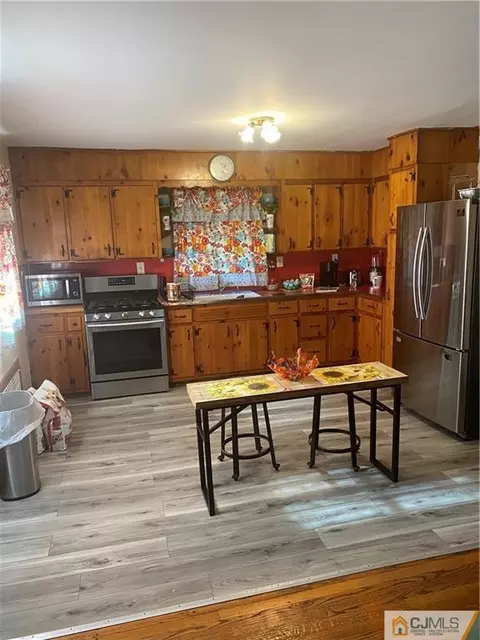 46 Morris Ave, Edison, NJ 08837 photo 5