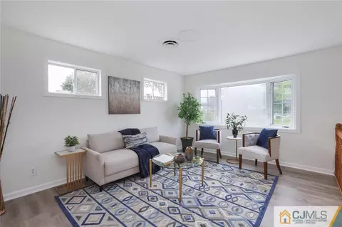 22 Cherry Ln, Sayreville, NJ 08859 photo 8
