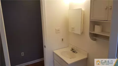 8 Charles St, Edison, NJ 08820 photo 15