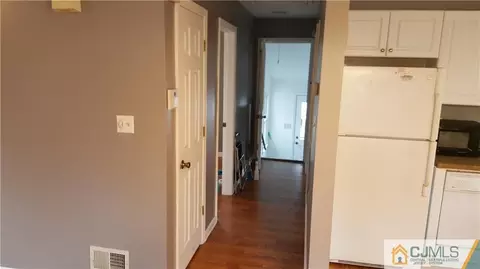 8 Charles St, Edison, NJ 08820 photo 9