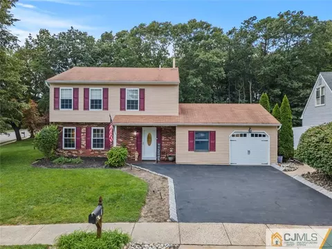 1 Deck Ct, Howell, NJ 07731 photo 2