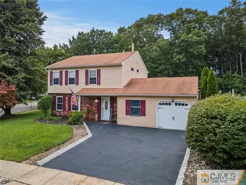 1 Deck Ct, Howell, NJ 07731 photo 3
