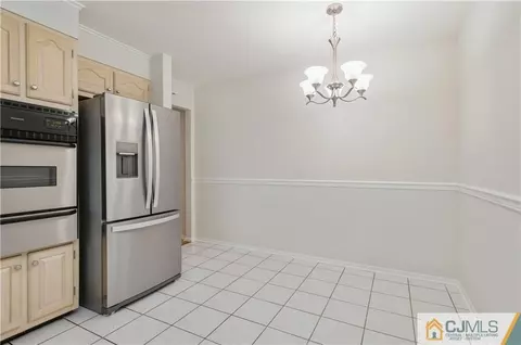 15 Emma Pl, Middlesex, NJ 08846 photo 9