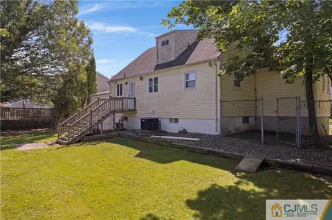 113 E Calvert Ave, Edison, NJ 08820 photo 29