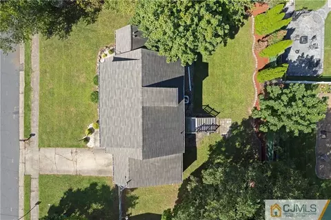 113 E Calvert Ave, Edison, NJ 08820 photo 4