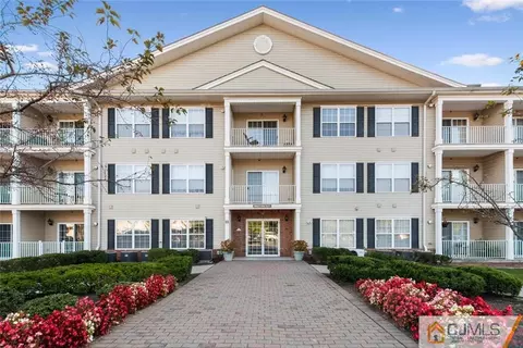 83 Liddle Ave, Edison, NJ 08837 photo 1