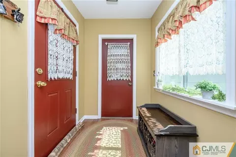 33 E Main St, Flemington, NJ 08822 photo 19